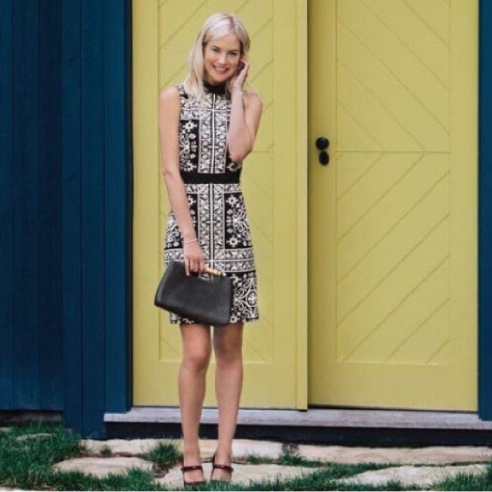 J. McLaughlin Black and White Sleeveless Patterned Fit-and-Flare Dress
